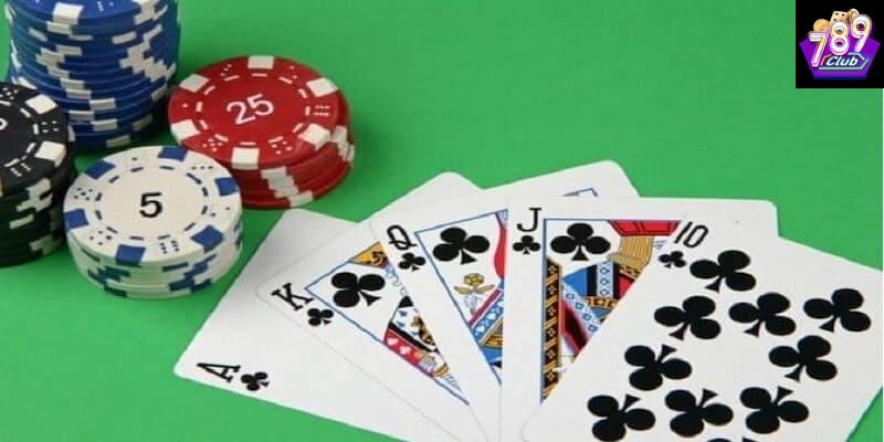 Luật chơi xì tố về chiến thuật